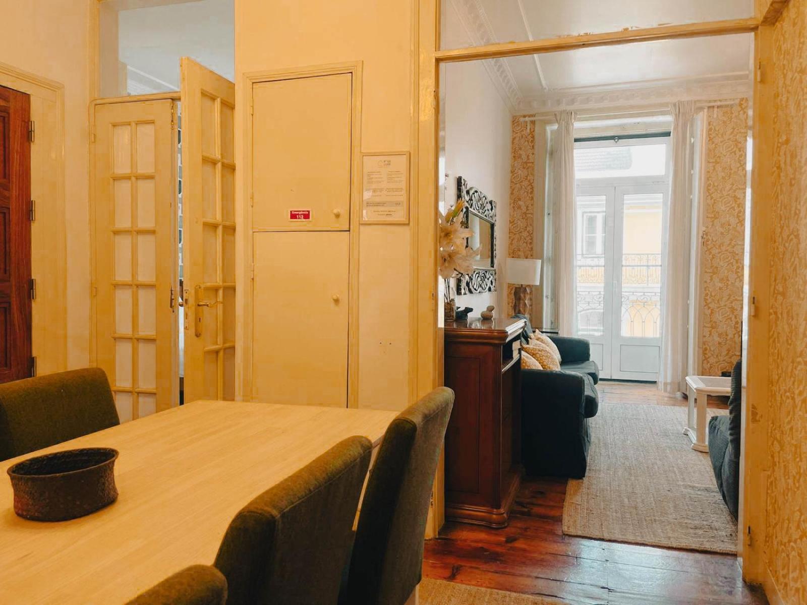 Baixa Pombalina - 4 Bedroom Apartment Лиссабон Экстерьер фото